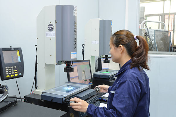 厳格な品質保証